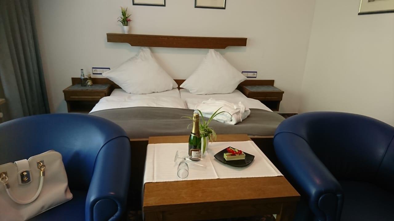 Cafe Blaich - Hotel Garni Höfen an der Enz Exteriör bild